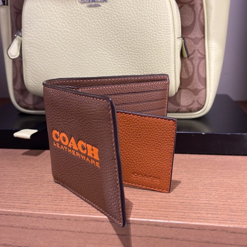 Coach 3 In 1 Wallet Leatherware
Dark Saddle/Canyon - Picture 14 of 16